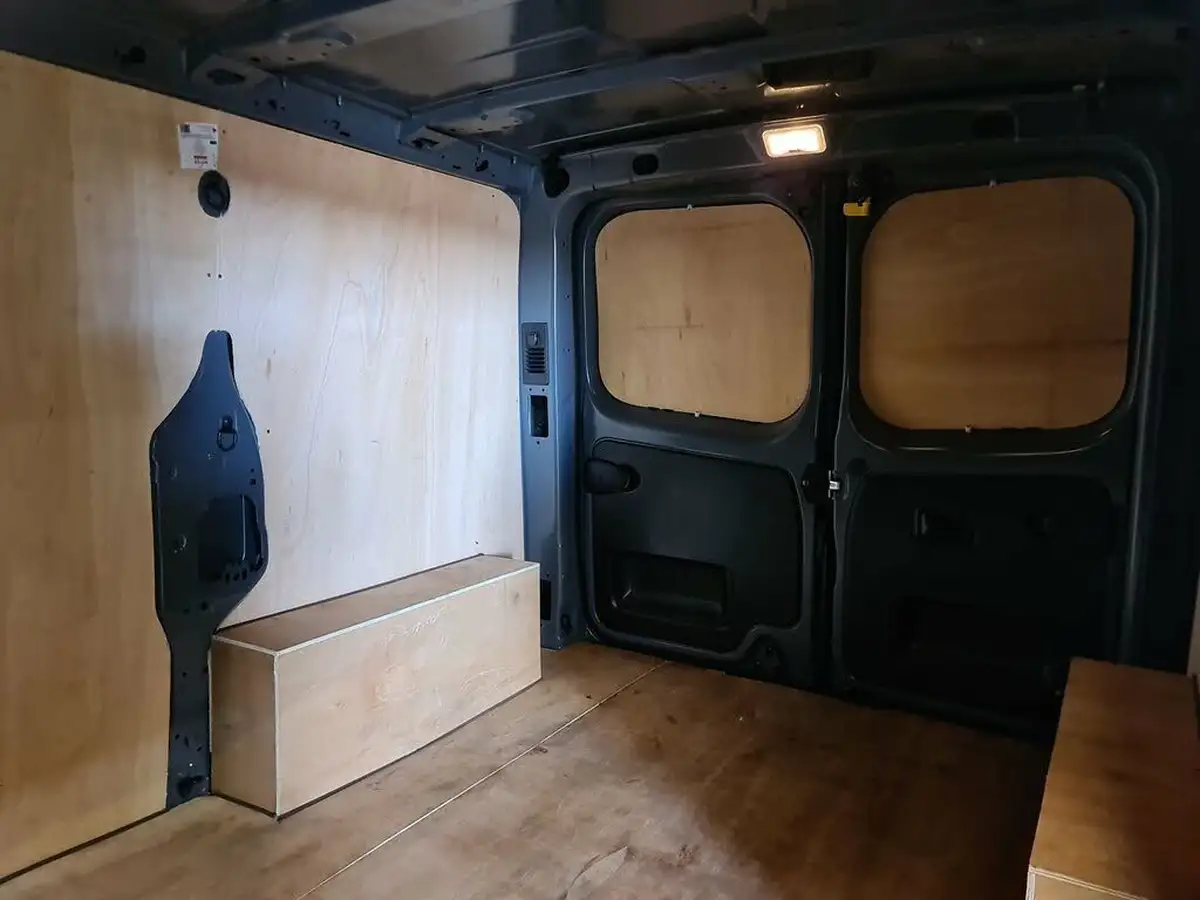 2022-nissan-primastar-20dci-tekna-28-l1h1-130pseu6d-crew-van-big-7