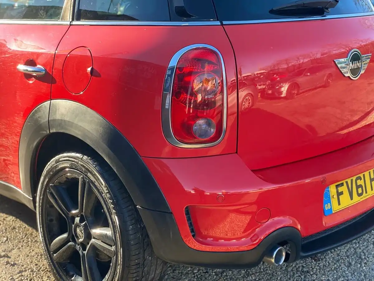 2011-mini-countryman-20td-cooper-sd-143bhp-all4-big-27