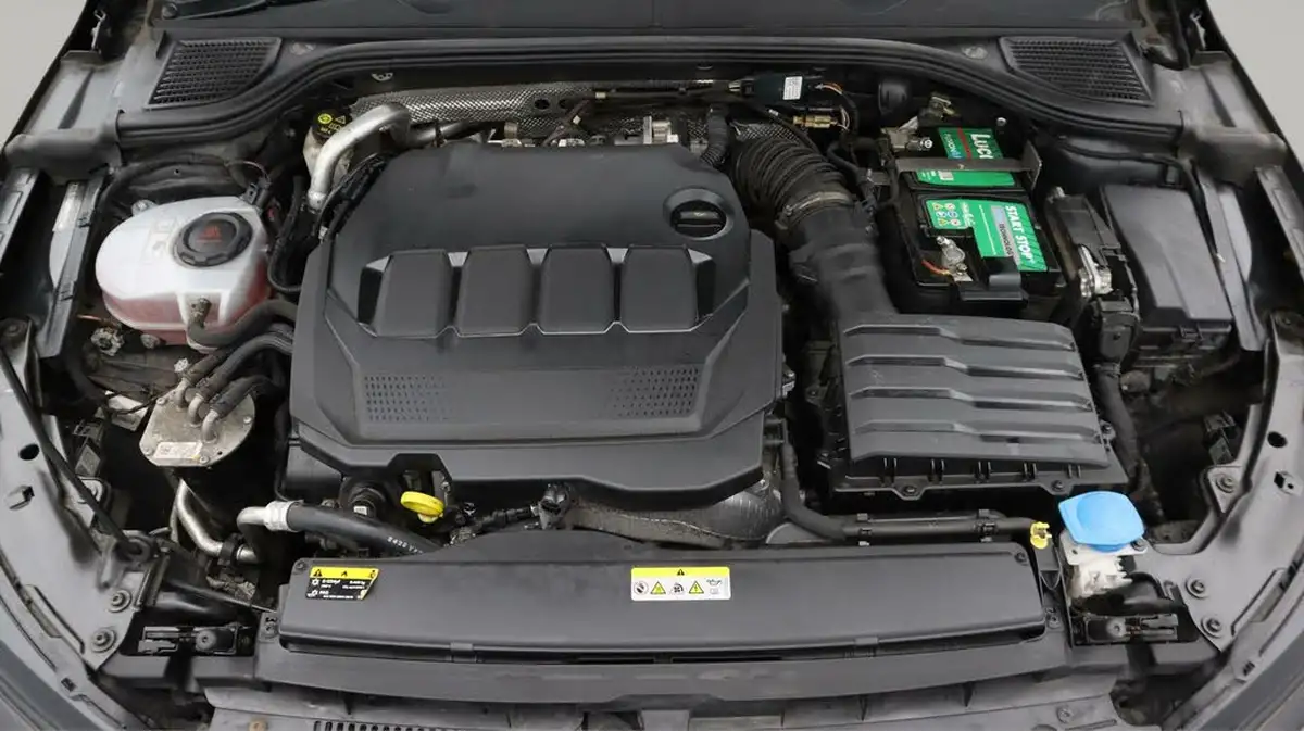 2021-volkswagen-golf-20tdi-gtd-big-19