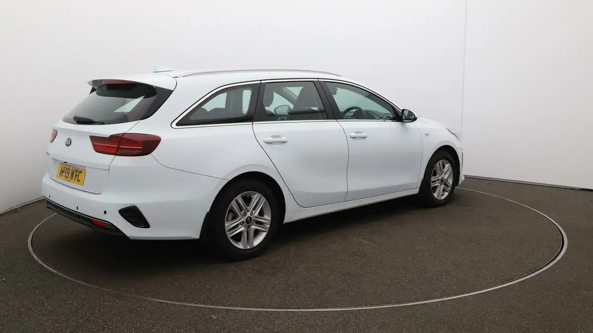 2019-kia-ceed-16crdi-2-eco-sportswagon-big-51