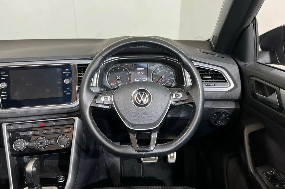 2021-volkswagen-t-roc-15-tsi-active-convertible-2d-dsg-big-14