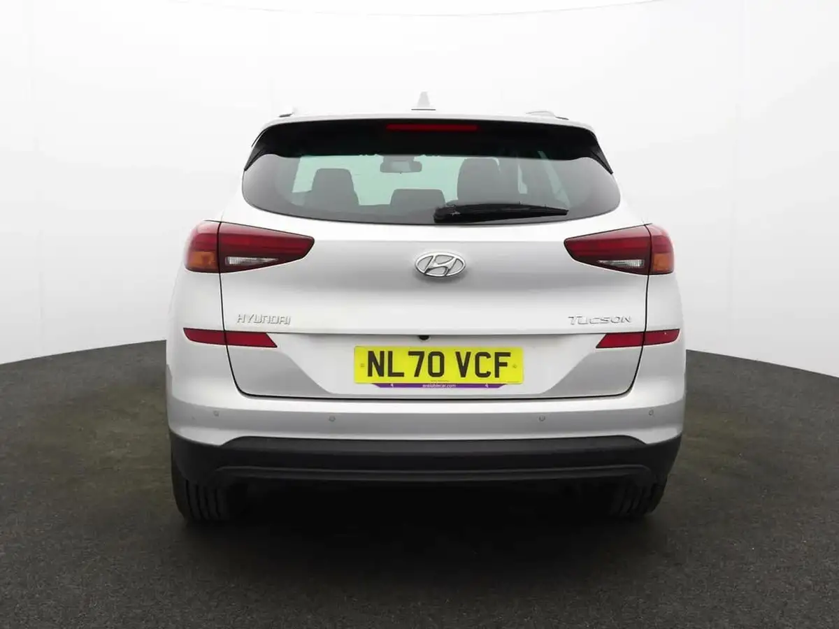 2020-hyundai-tucson-16-gdi-se-nav-big-3