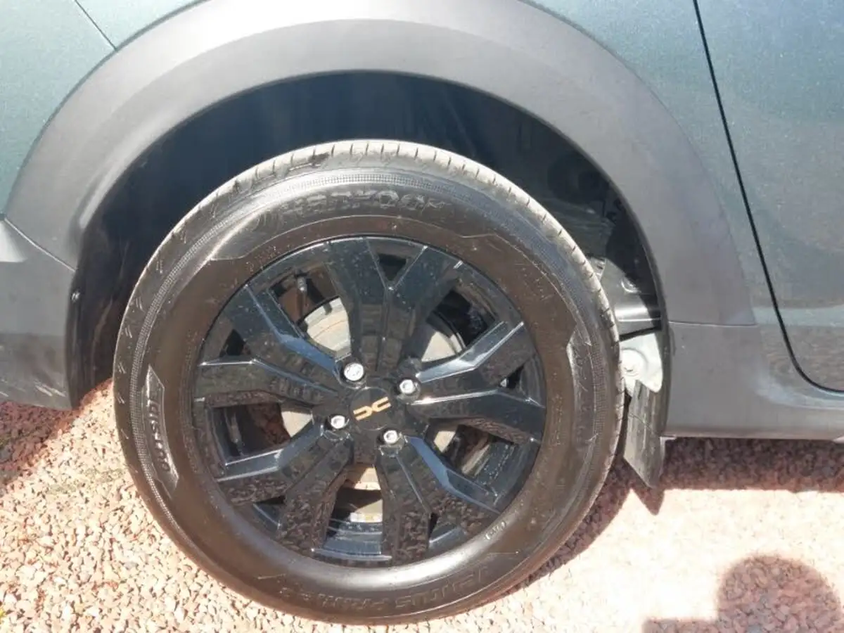 2024-dacia-jogger-16-tce-extreme-big-11