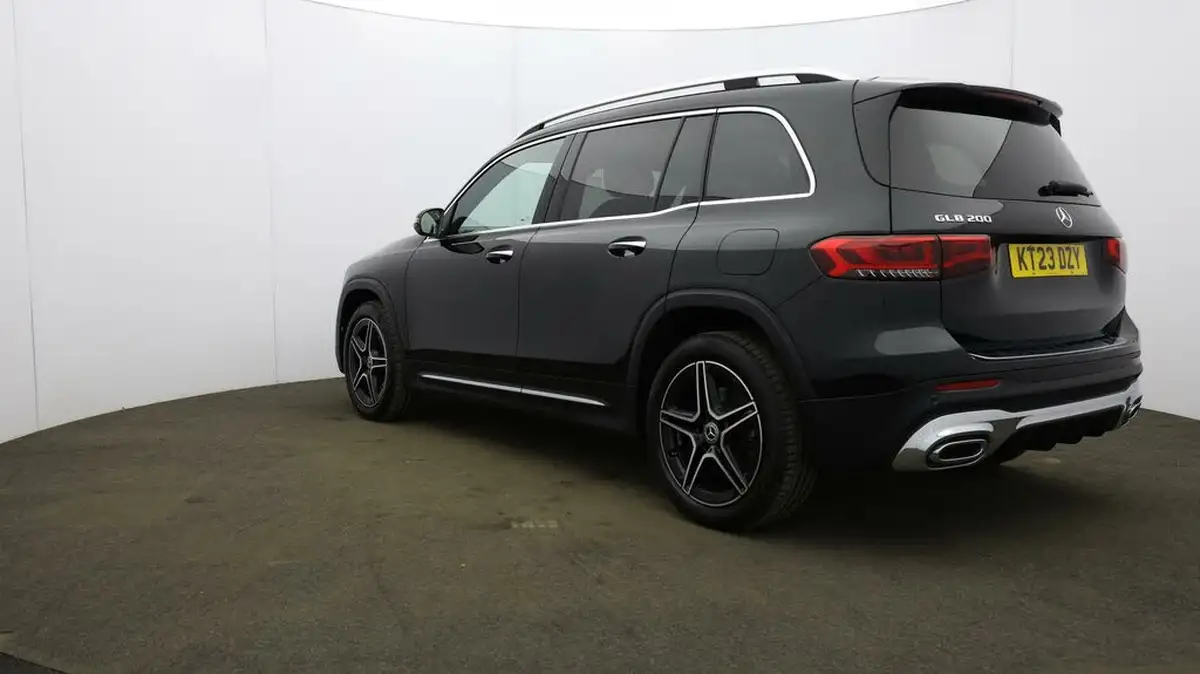 2023-mercedes-benz-glb-class-13-glb200-amg-line-premium-big-56