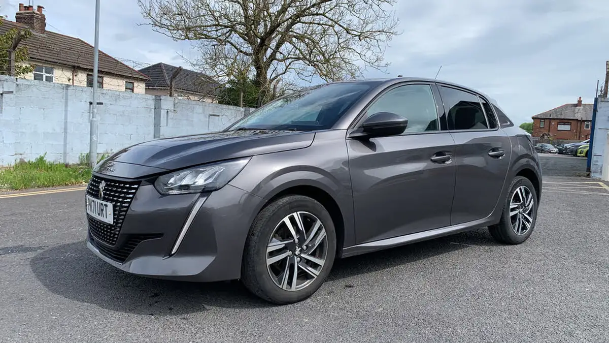 2021-peugeot-208-12-puretech-allure-100bhp-big-6