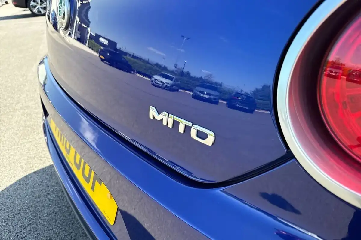 2018-alfa-romeo-mito-09-big-31
