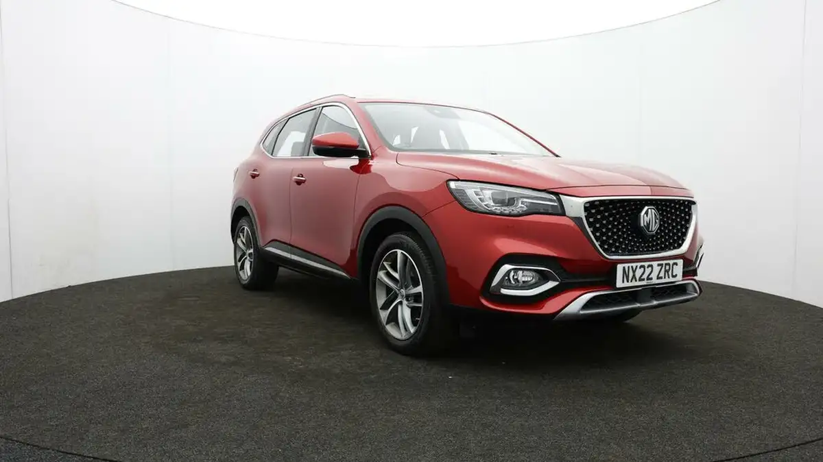 2022-mg-hs-15t-gdi-exclusive-162ps-big-50
