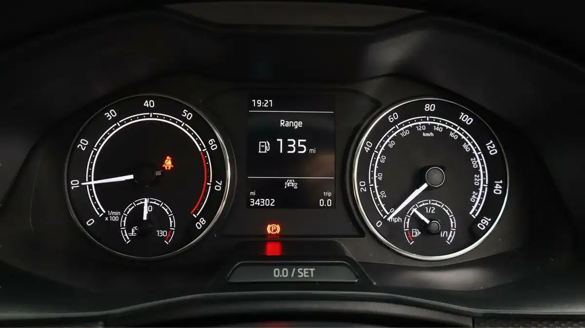 2020-skoda-kamiq-10-tsi-se-95ps-big-10