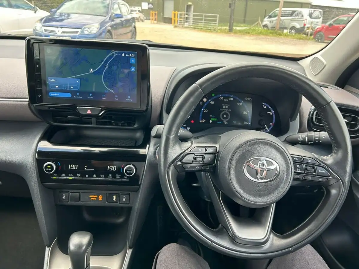 2022-toyota-yaris-cross-15-vvt-i-excel-awd-i-big-11