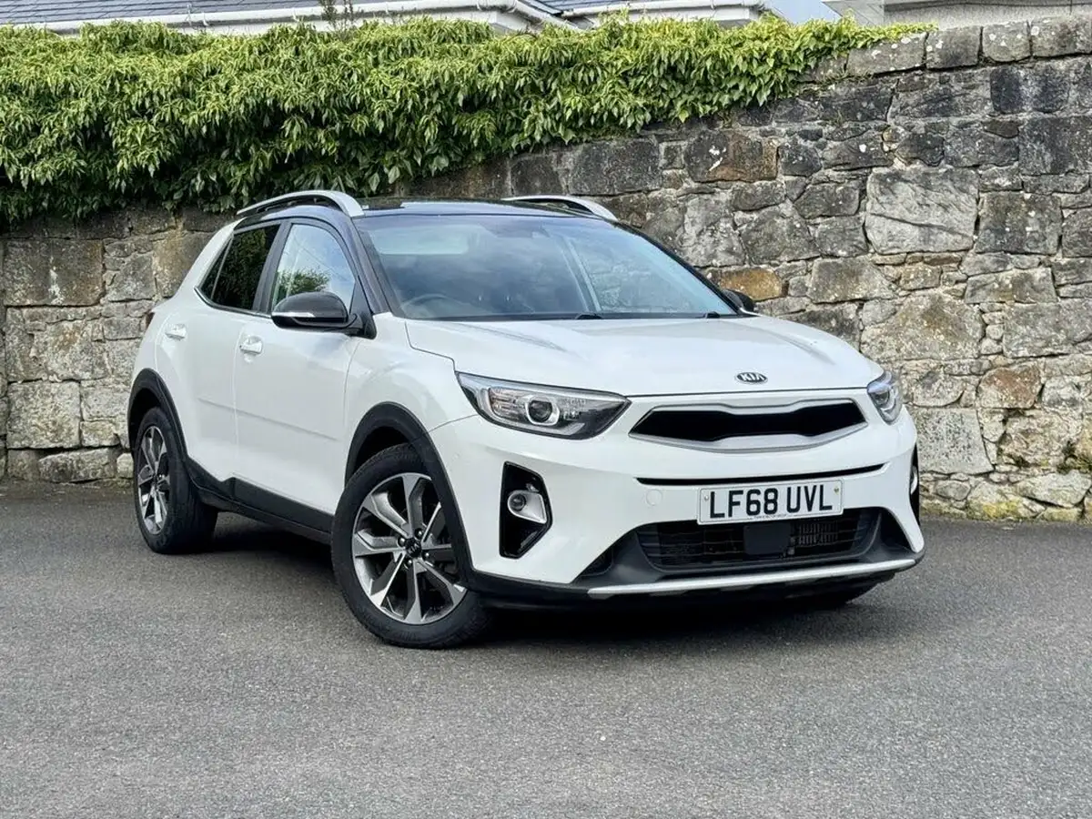 2018-kia-stonic-16crdi-first-edition-big-0