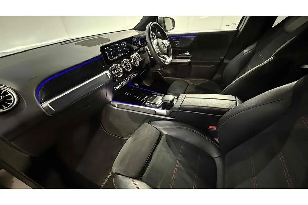 2021-mercedes-benz-glb-class-20d-glb200d-amg-line-premium-4matic-big-45