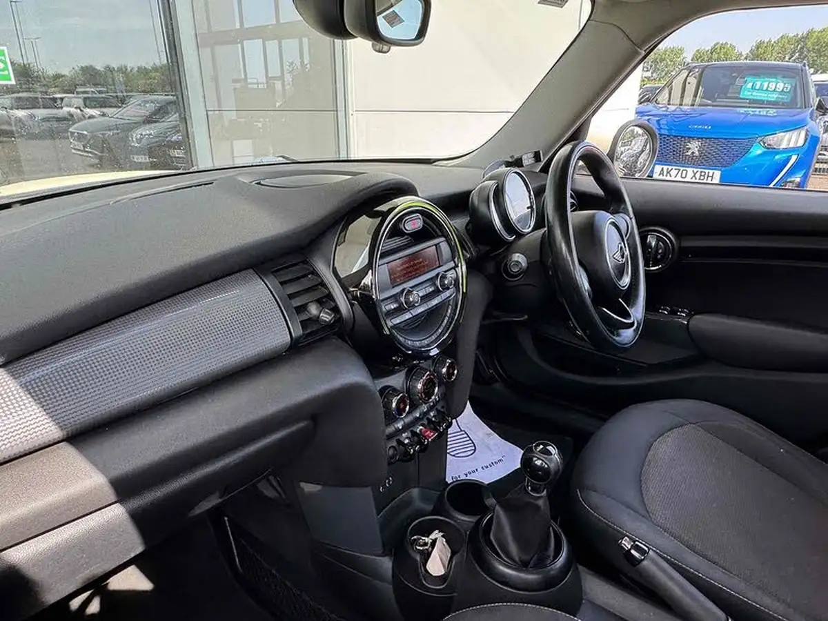 2014-mini-cooper-15td-cooper-d-5d-big-26