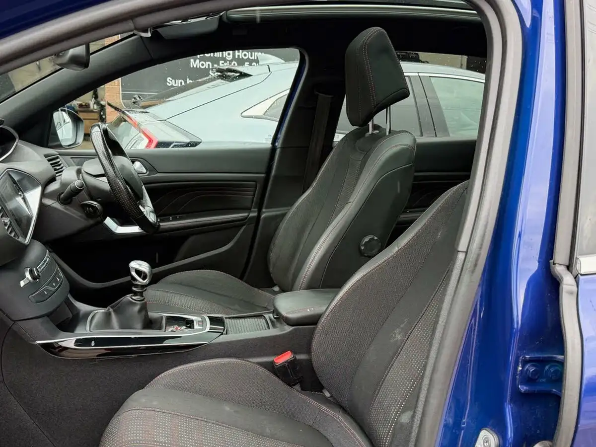 2018-peugeot-308-16-bluehdi-gt-line-big-57