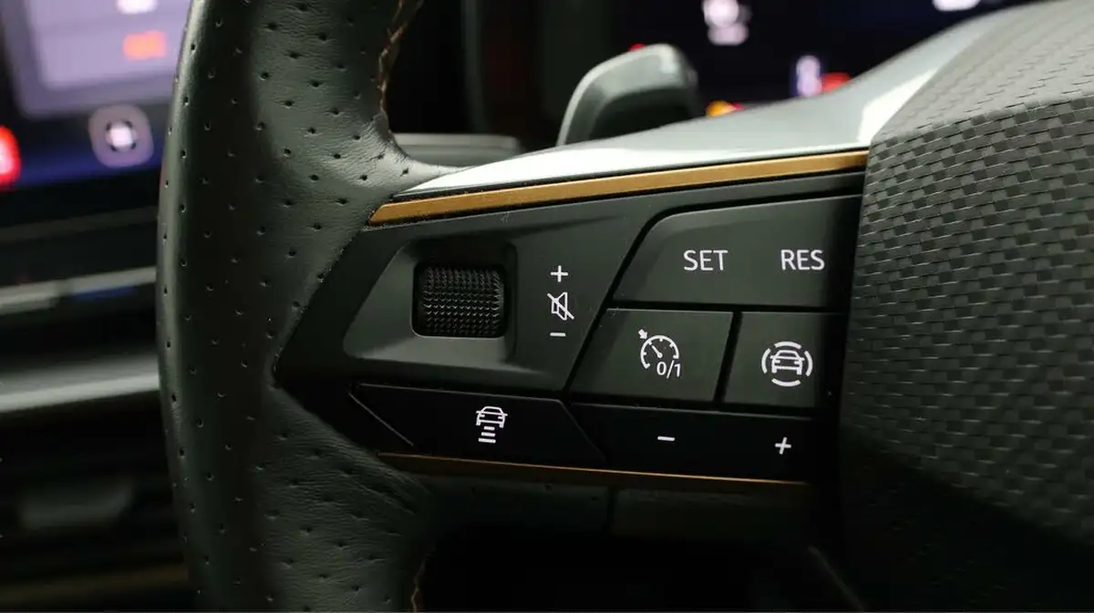 2021-cupra-formentor-15-tsi-v1-dsg-big-21
