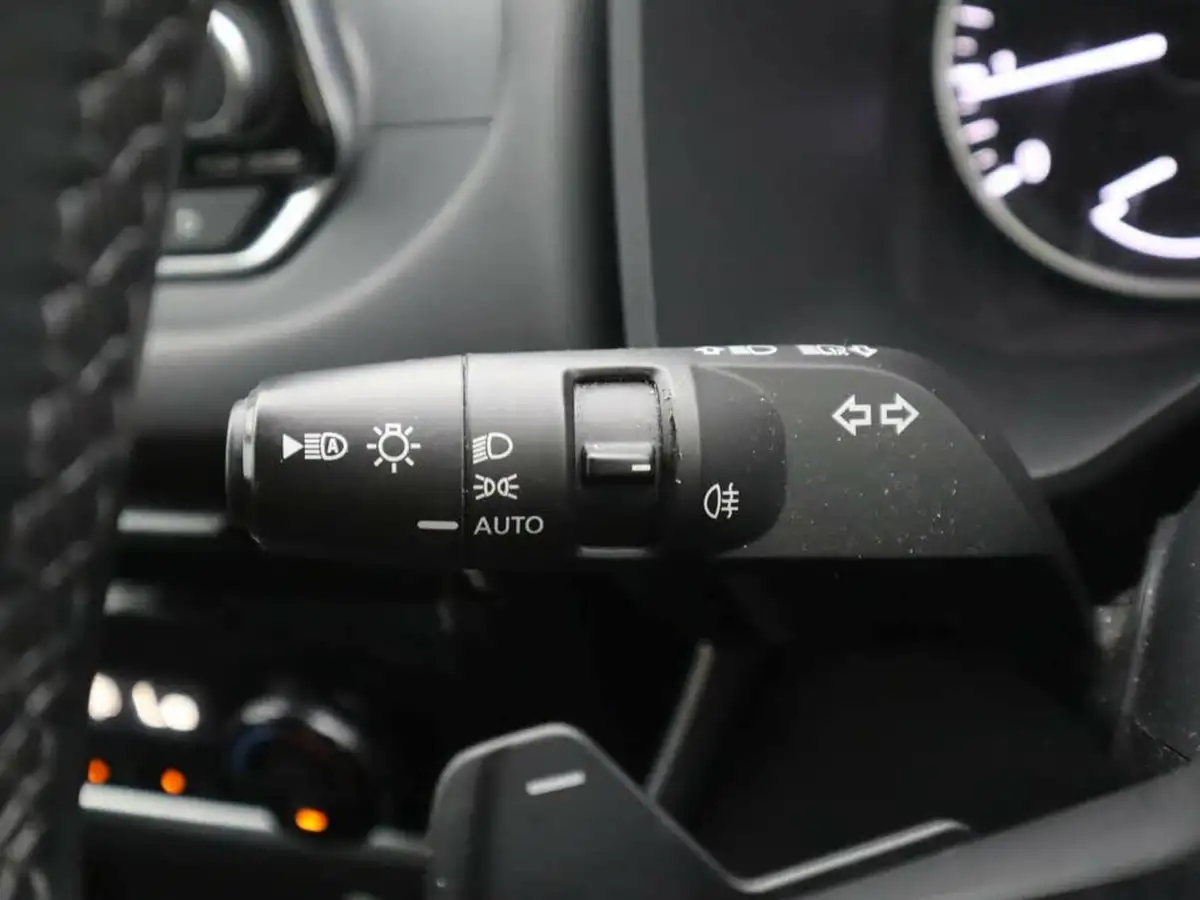 2022-nissan-qashqai-13-dig-t-acenta-premium-160ps-auto-big-32