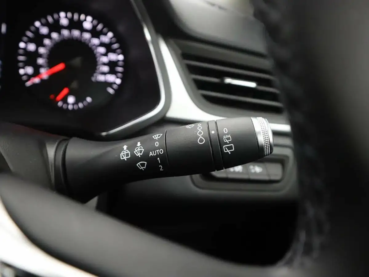 2021-renault-captur-10-tce-iconic-90ps-big-34