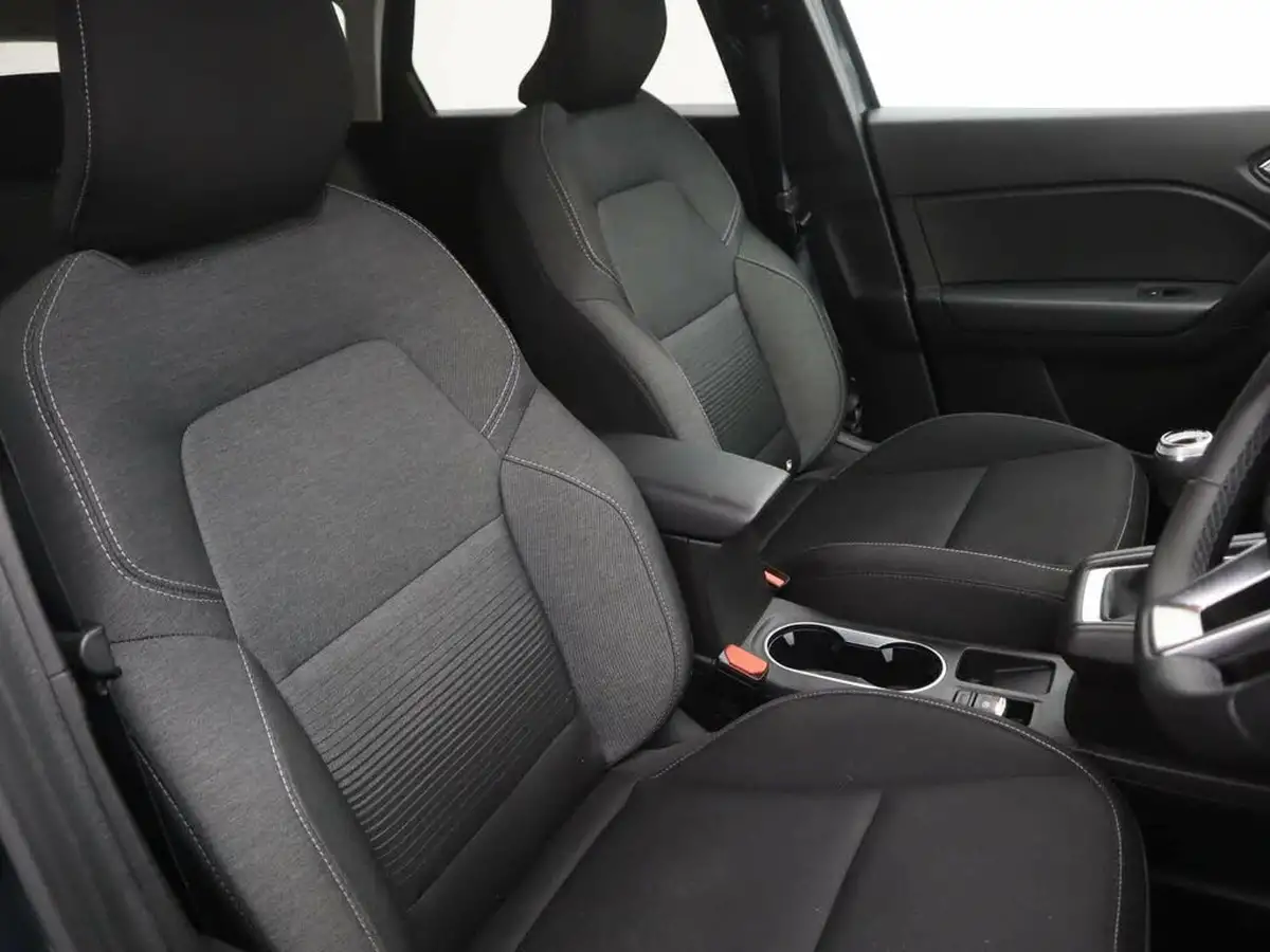 2021-renault-captur-10-tce-iconic-90ps-big-10