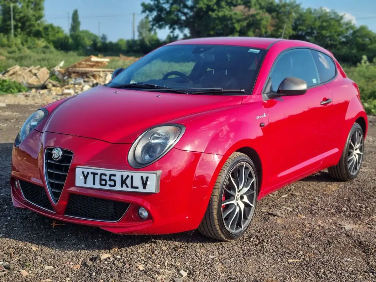 2015-alfa-romeo-mito-09-qv-line-big-10