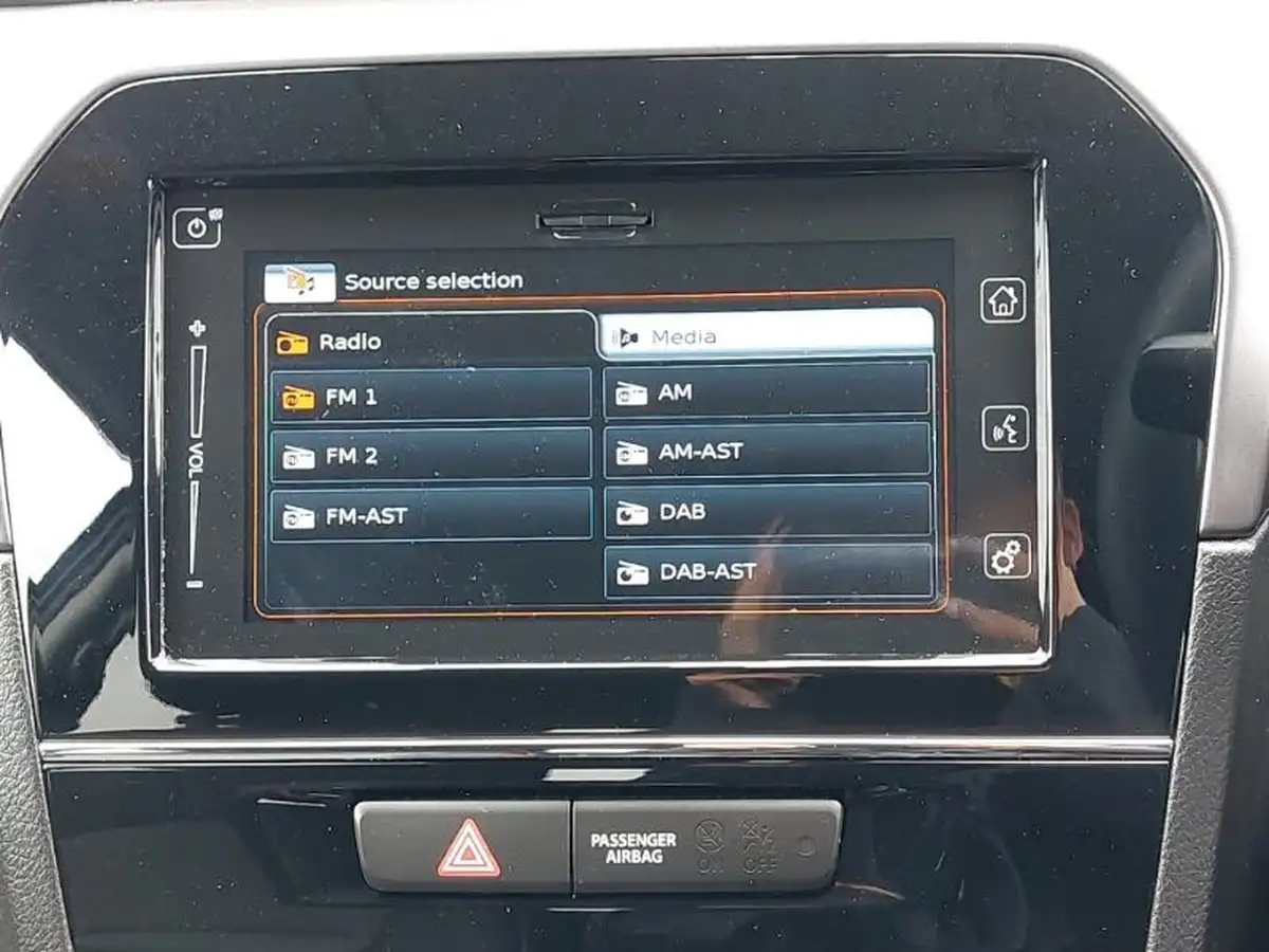 2023-suzuki-vitara-14-boosterjet-sz-t-big-18