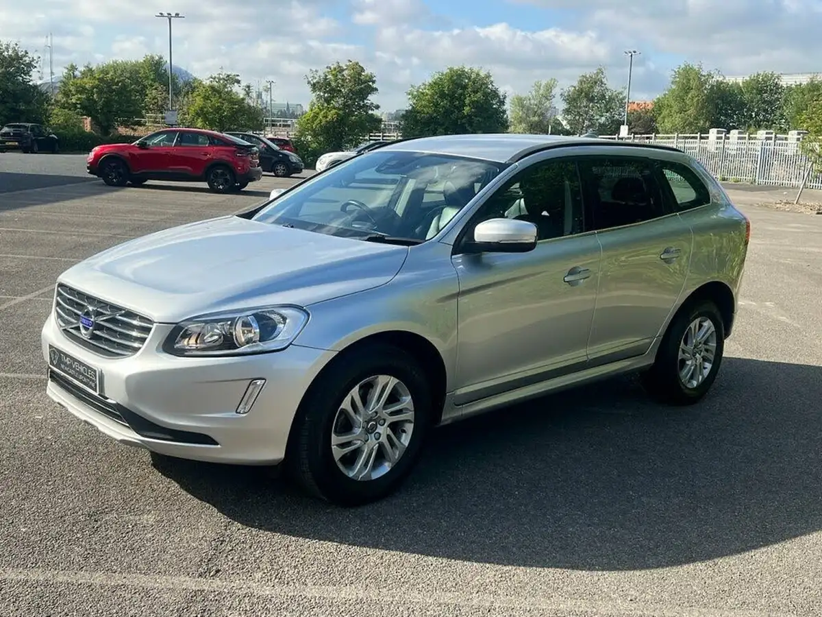 2017-volvo-xc60-20td-d4-se-big-7