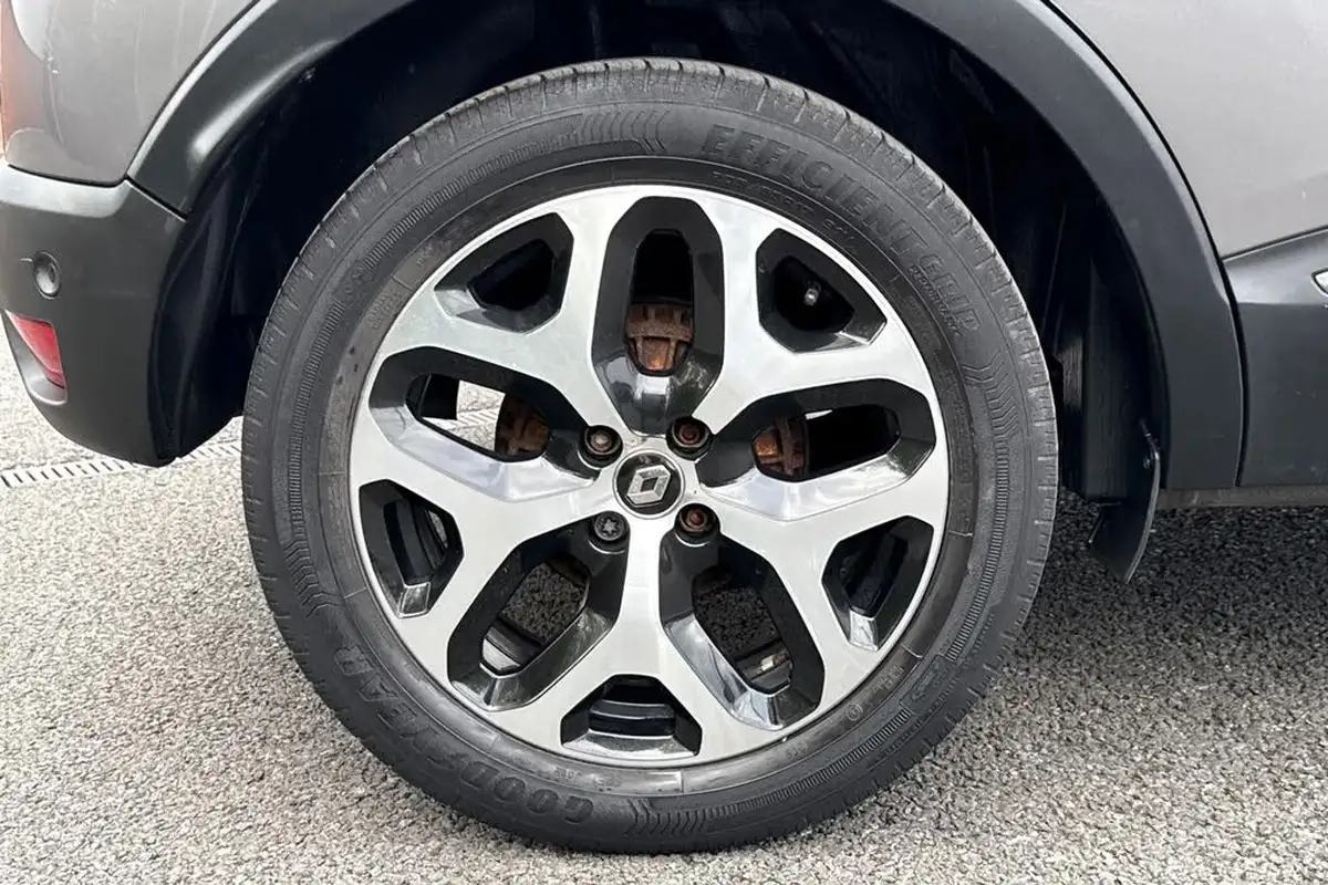 2019-renault-captur-15dci-gt-line-big-10
