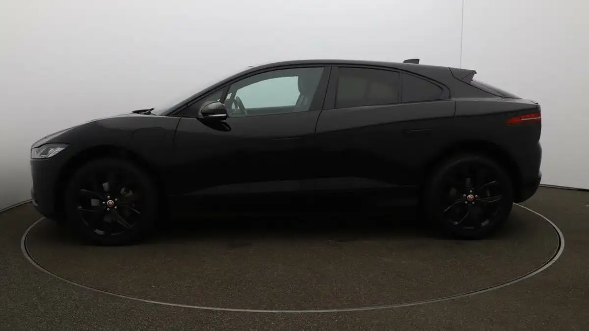 2021-jaguar-i-pace-ev400-black-big-4