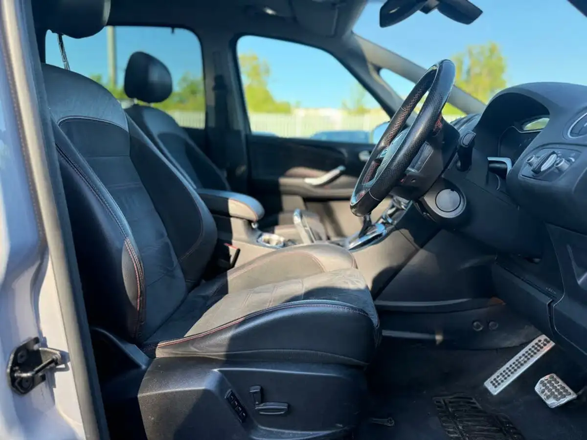 2011-ford-s-max-20-titanium-x-sport-239ps-1993cc-big-10