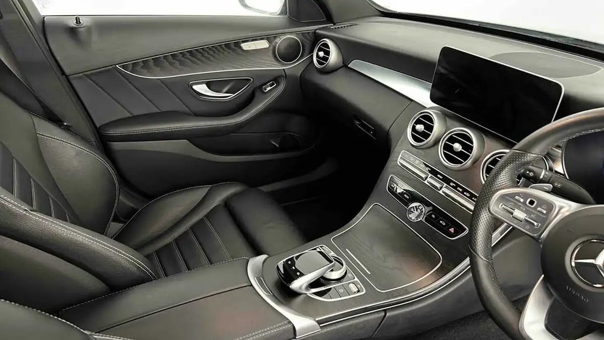 2020-mercedes-benz-c-class-16d-c200d-amg-line-edition-premium-saloon-4d-9g-tronic-plus-big-32