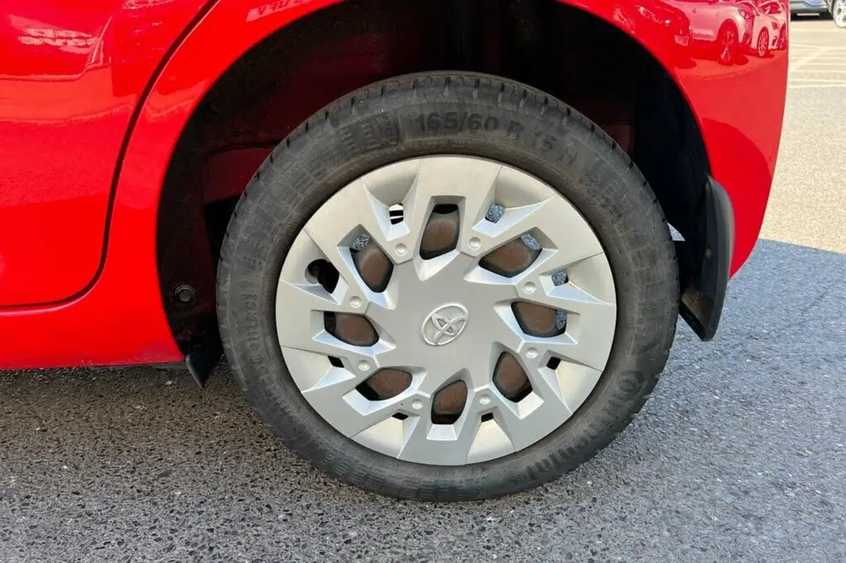 2021-toyota-aygo-10-vvt-i-x-play-tss-big-33