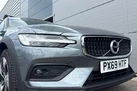 2019-volvo-v60-20td-d4-cross-country-small-8