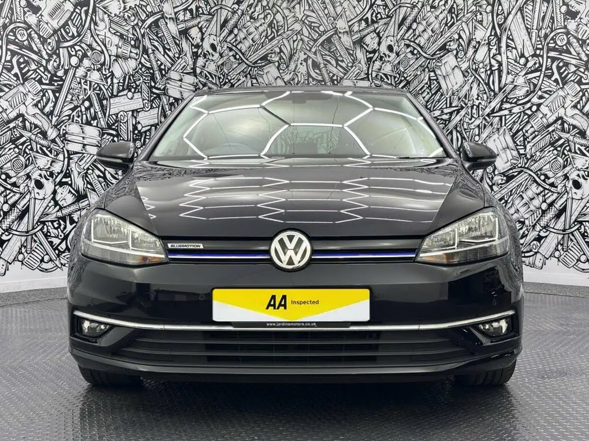 2019-volkswagen-golf-15-tsi-match-130ps-hatchback-5d-big-4