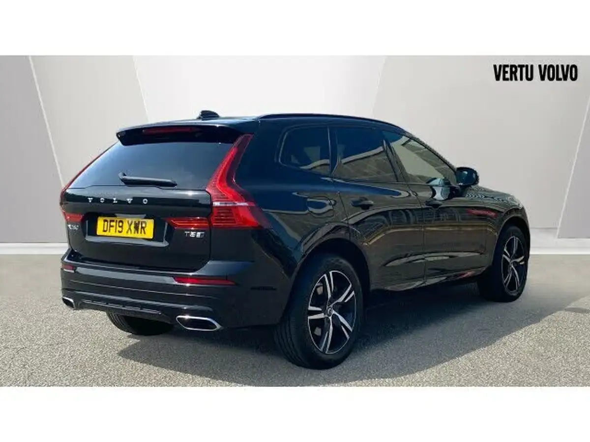 2019-volvo-xc60-20-t5-r-design-awd-big-6