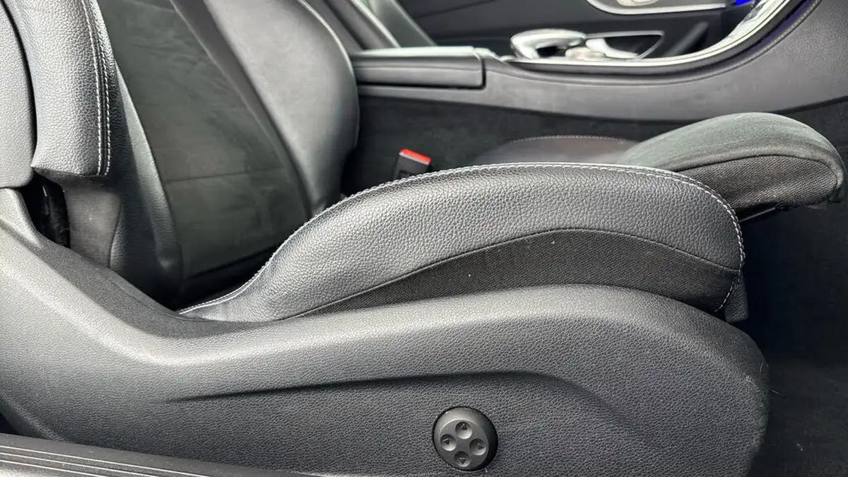 2020-mercedes-benz-e-class-20d-e300d-amg-line-premium-coupe-big-25