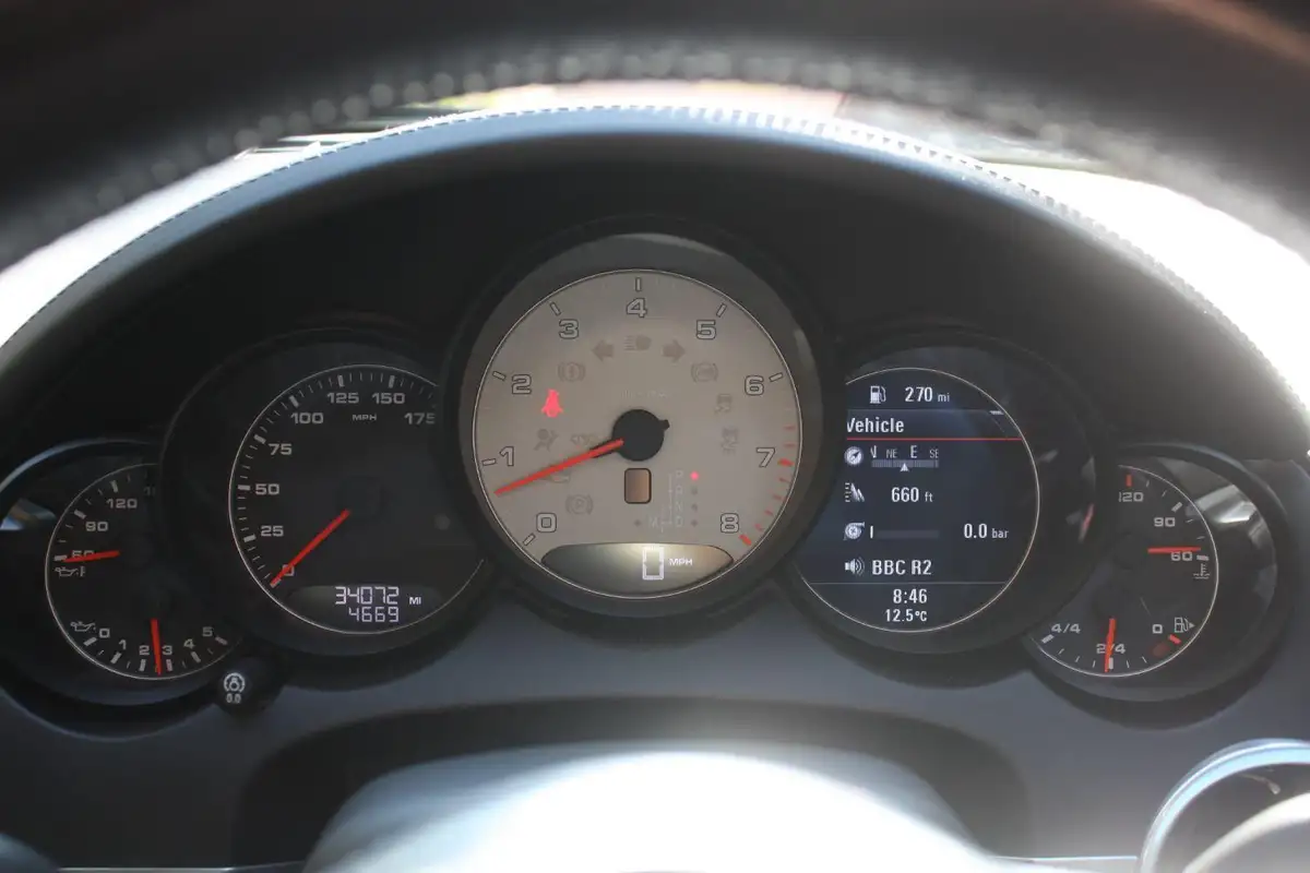 2015-porsche-cayenne-36-s-big-10