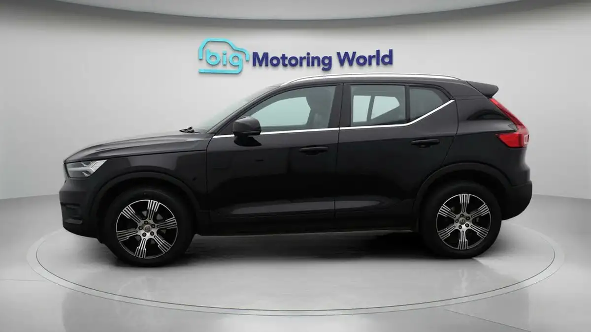 2020-volvo-xc40-15-t3-inscription-geartronic-big-4