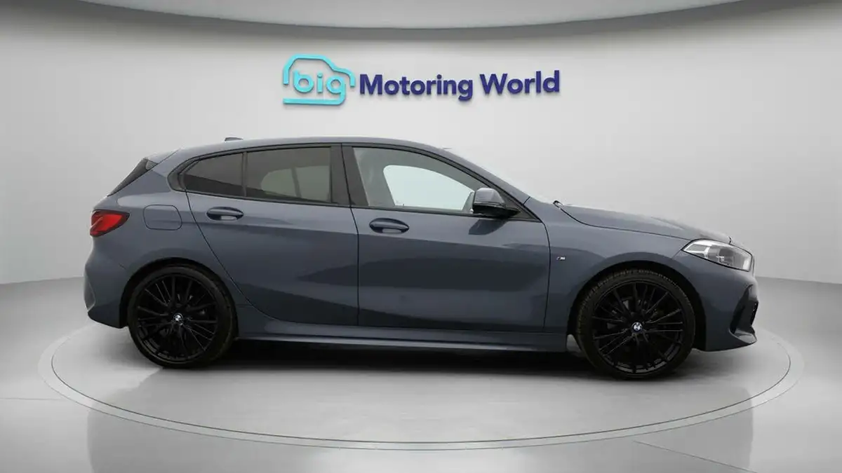 2020-bmw-1-series-big-7