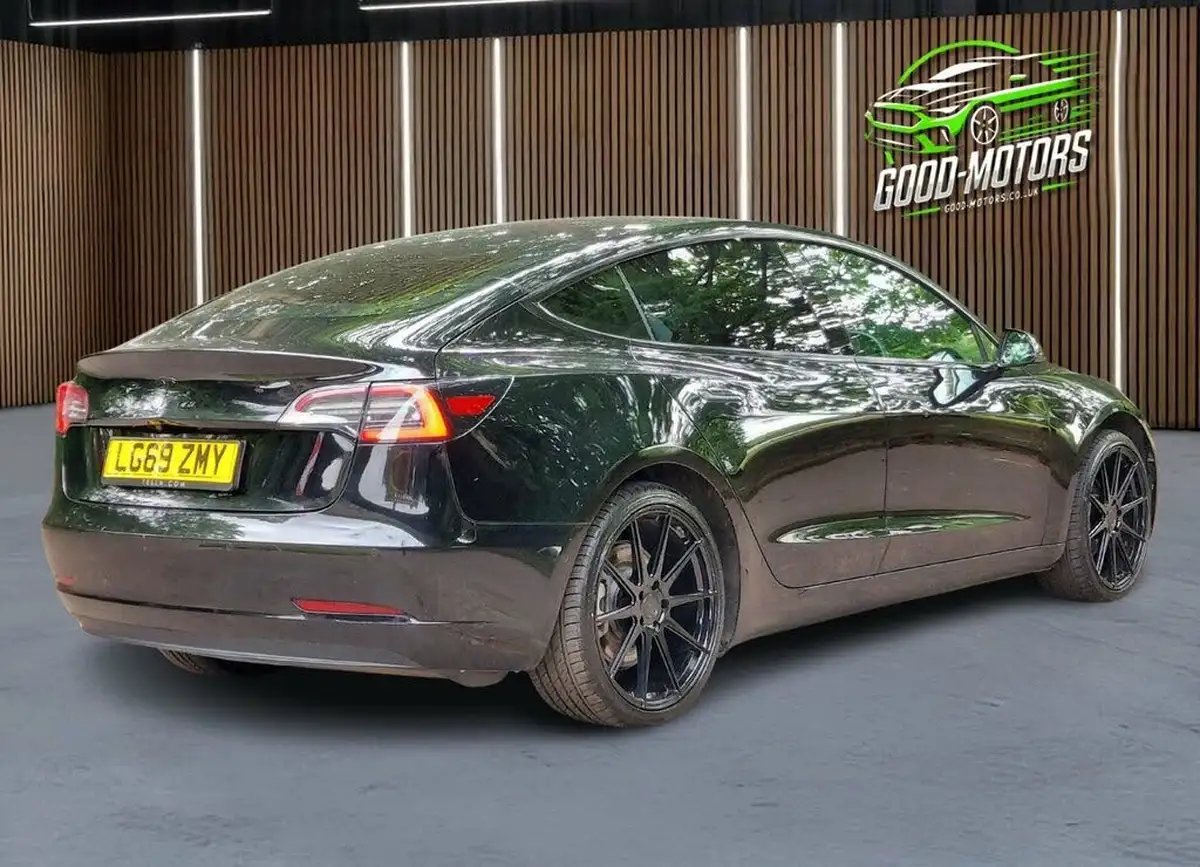 2019-tesla-model-3-e-standard-plus-big-16