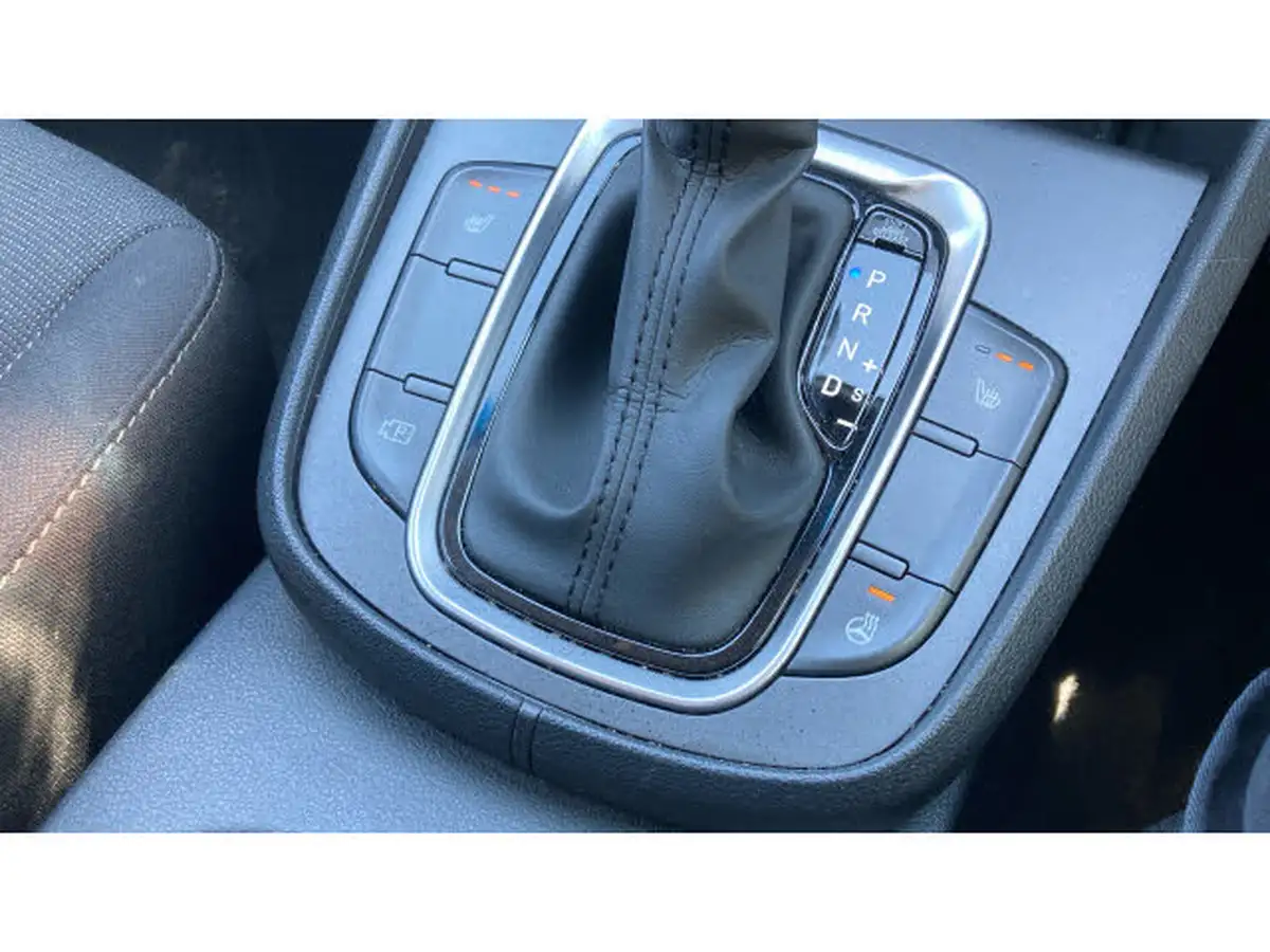 2022-hyundai-kona-16-gdi-premium-big-27