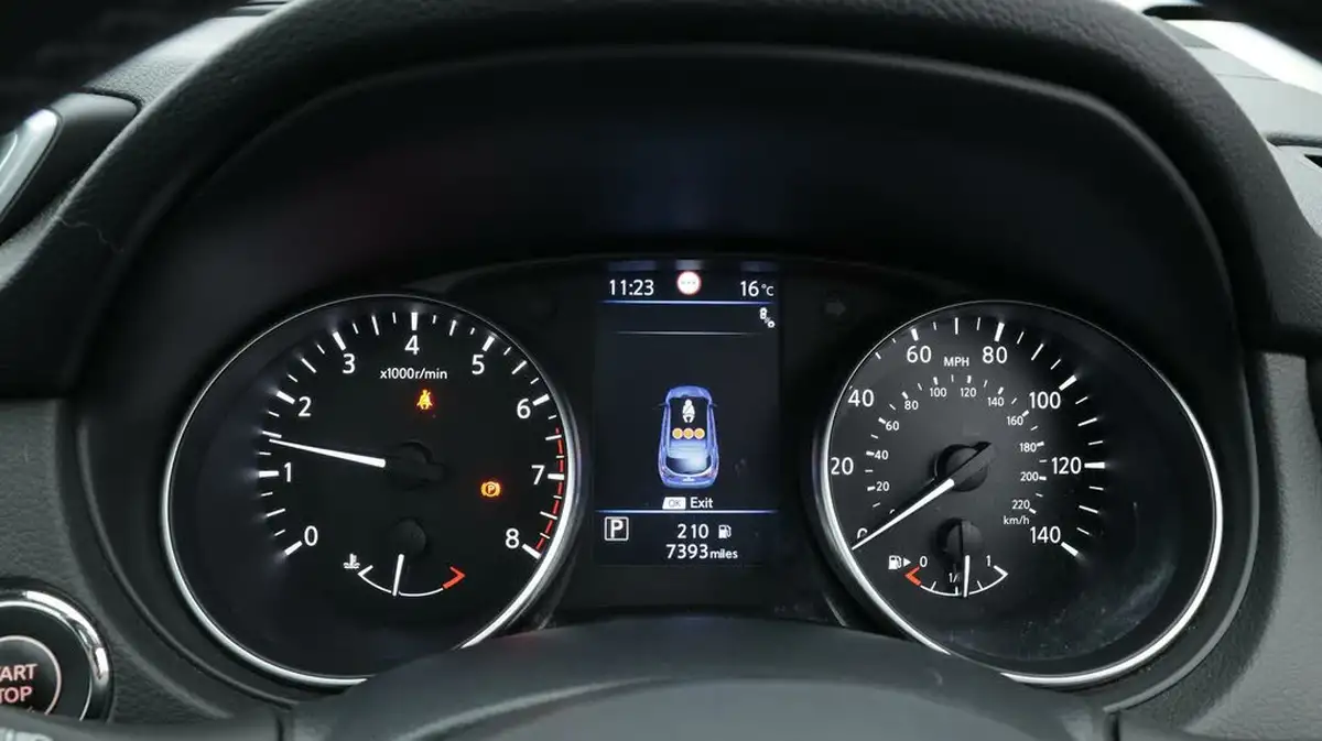 2020-nissan-qashqai-13-dig-t-n-connecta-160ps-dct-big-10