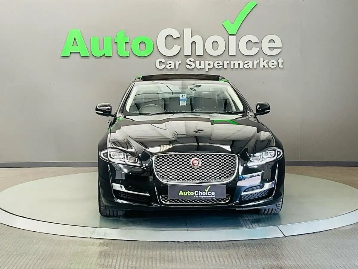 2017-jaguar-xj-series-30td-xj-portfolio-lwb-big-5