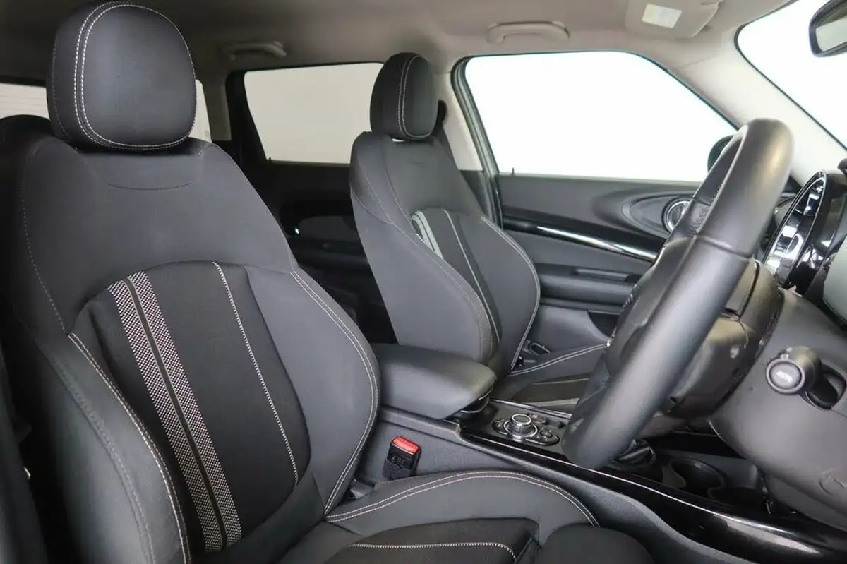 2021-mini-clubman-20-cooper-s-classic-big-10