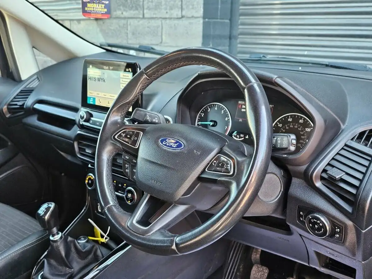 2018-ford-ecosport-10t-titanium-100ps-ss-big-17