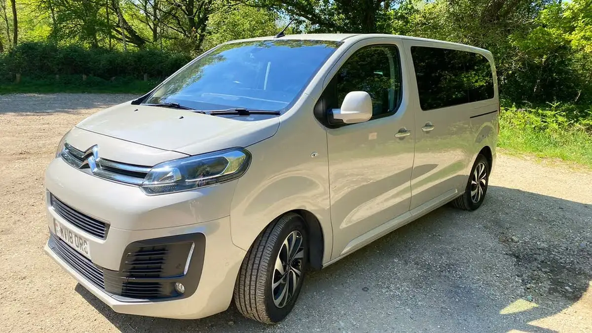2018-citroen-spacetourer-20bluehdi-flair-m-180ps-etg6-big-4
