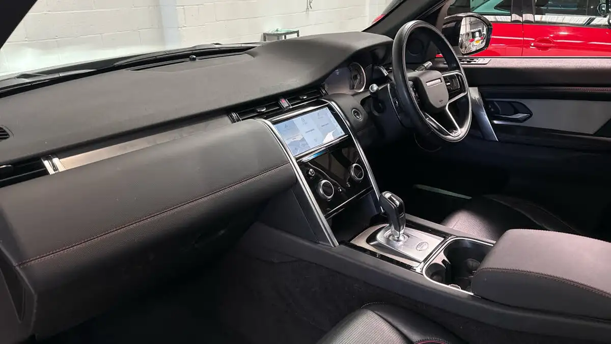 2021-land-rover-discovery-sport-20-d165-r-dynamic-s-plus-big-9