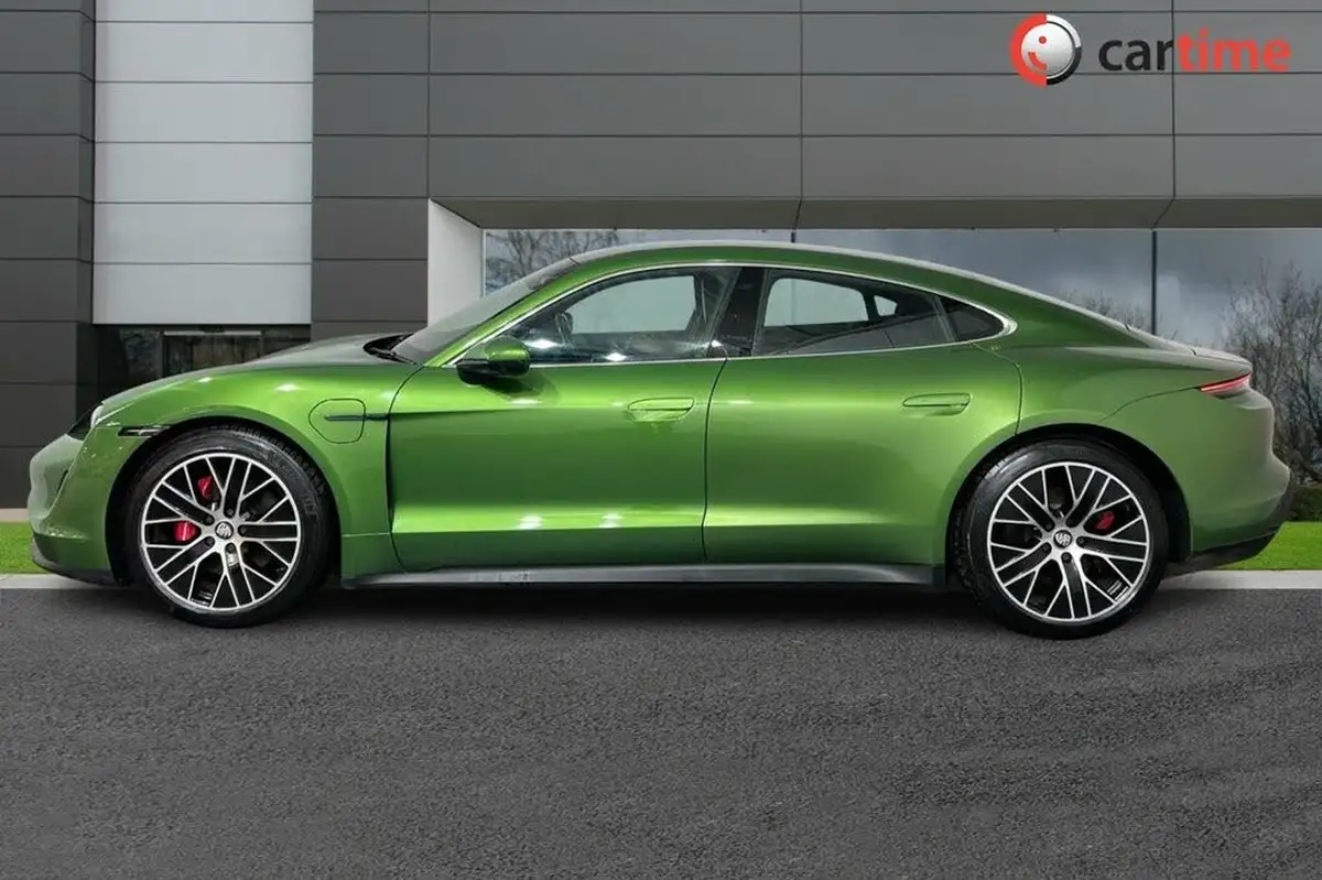 2020-porsche-taycan-e-4s-571ps-performance-battery-plus-big-2