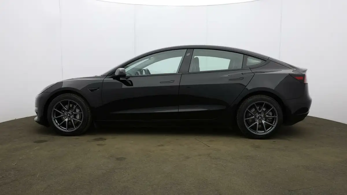 2021-tesla-model-3-e-long-range-awd-big-3