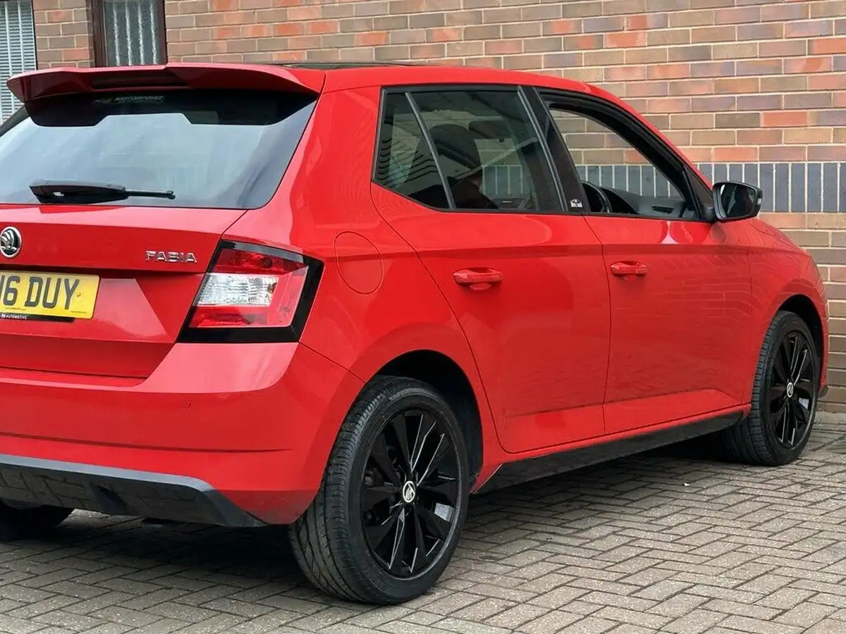 2016-skoda-fabia-12-tsi-monte-carlo-109ps-hatchback-big-55