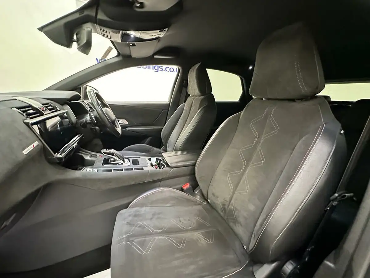 2018-ds-ds-7-crossback-16-puretech-performance-line-225ps-big-22