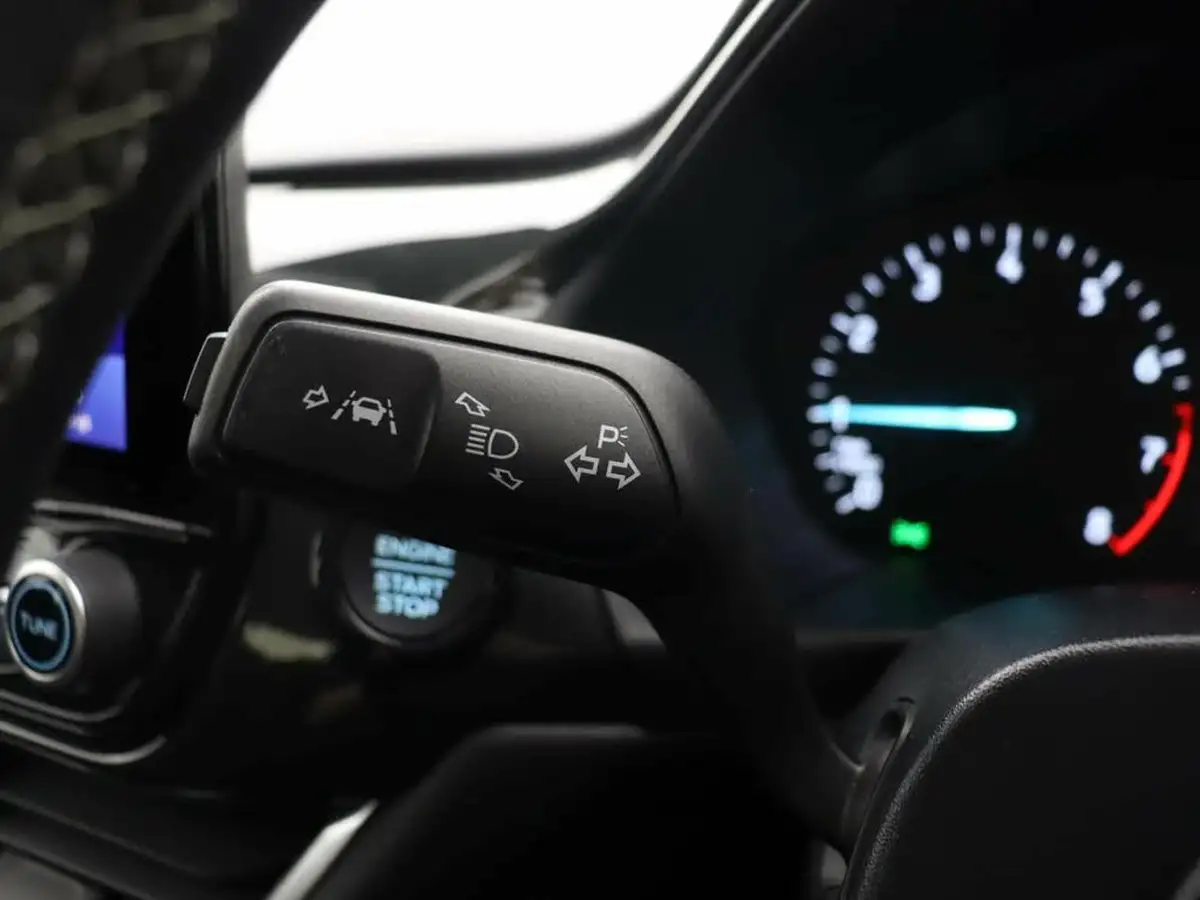 2022-ford-puma-suv-10-titanium-155ps-big-42