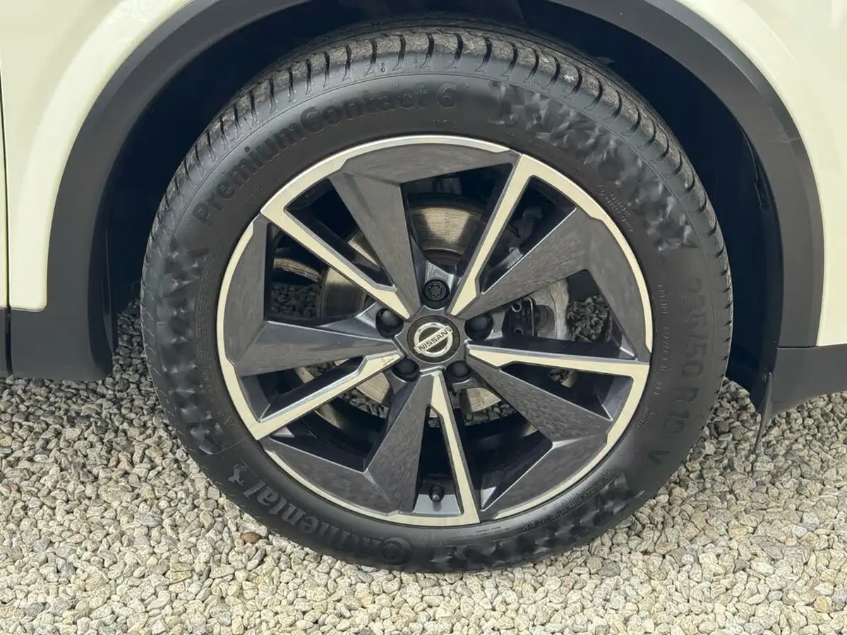 2021-nissan-qashqai-13-dig-t-tekna-158ps-xtronic-big-8